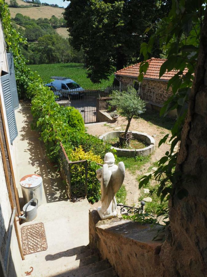 Le Chatel En Beaujolais Valsonne Exteriér fotografie